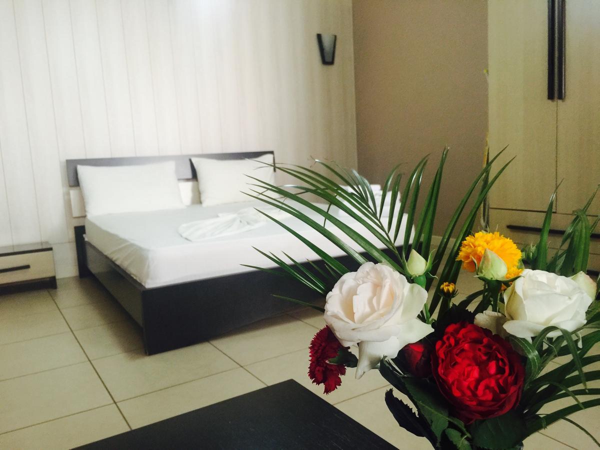 Godija Hotel & Suites Velipoje Exterior photo